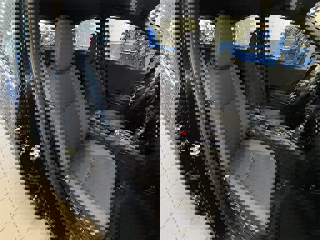 Used 2020 Honda HR-V Sport image 16