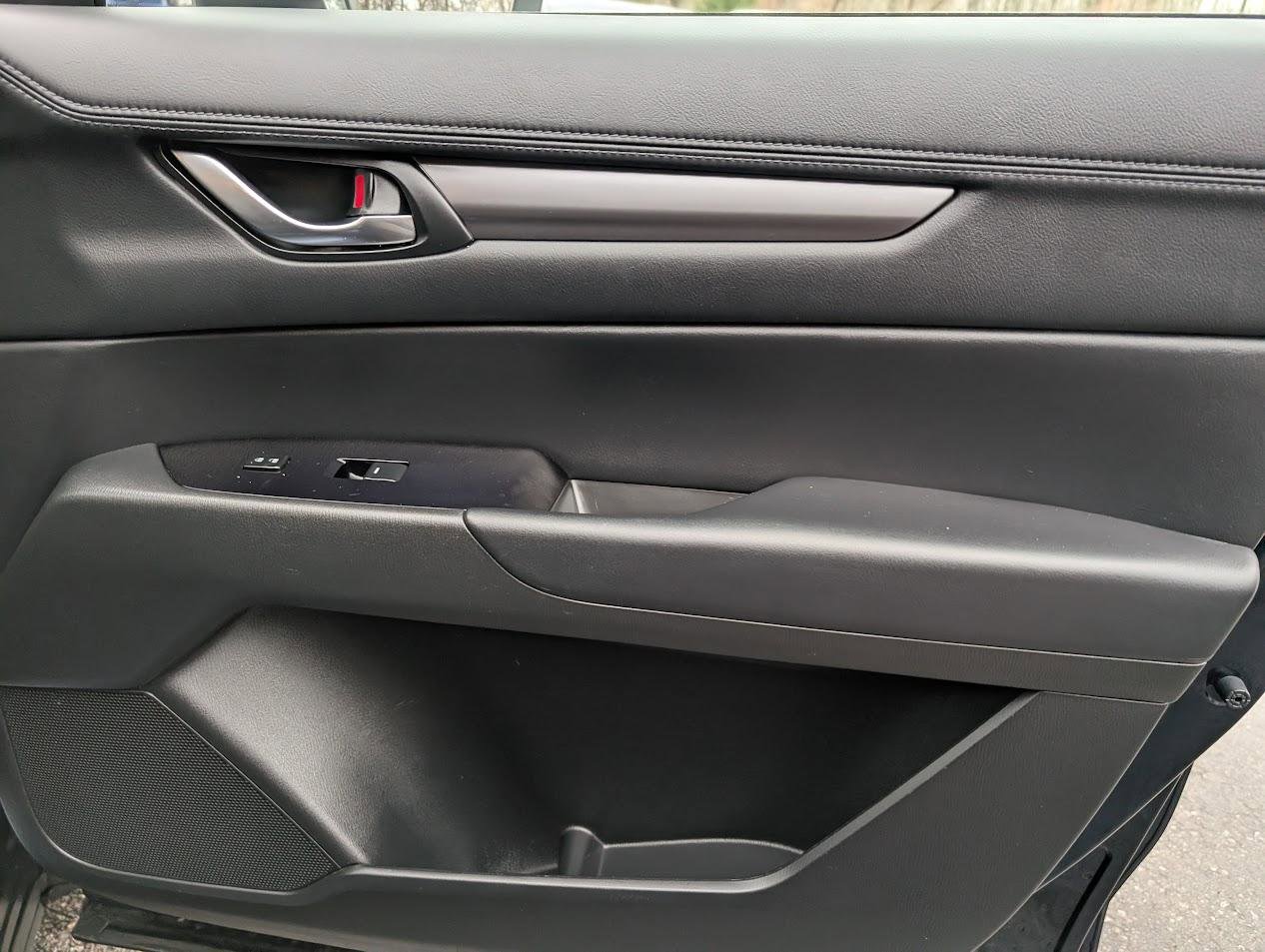 Used 2019 MAZDA CX-5 Touring image 39