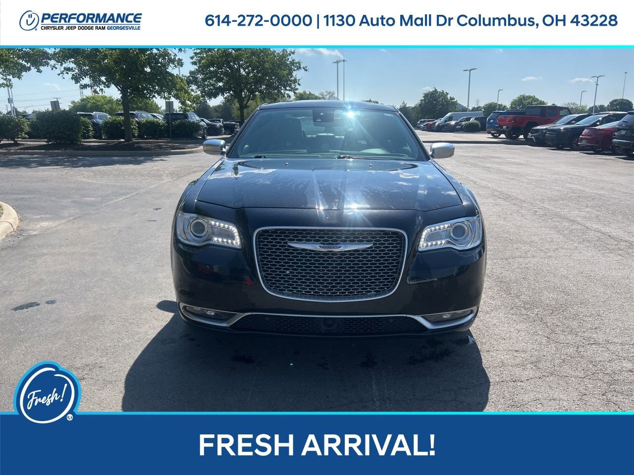 Used 2015 Chrysler 300 C Platinum w/ Light Group RWD image 8