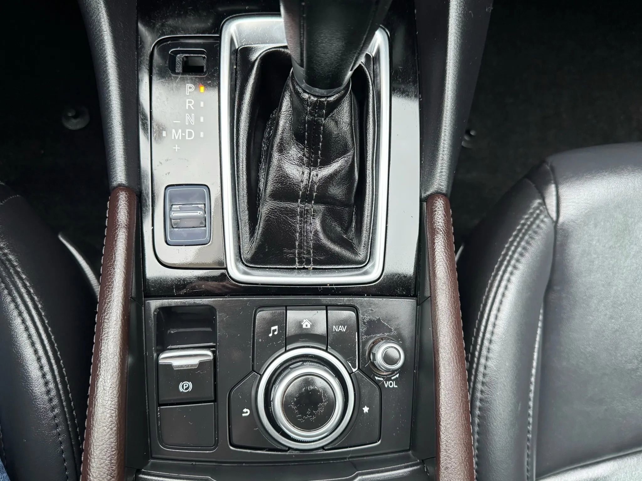 Used 2018 MAZDA MAZDA3 Touring image 27