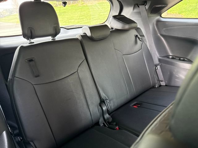 Certified 2025 Toyota Sienna XLE Woodland Edition image 16