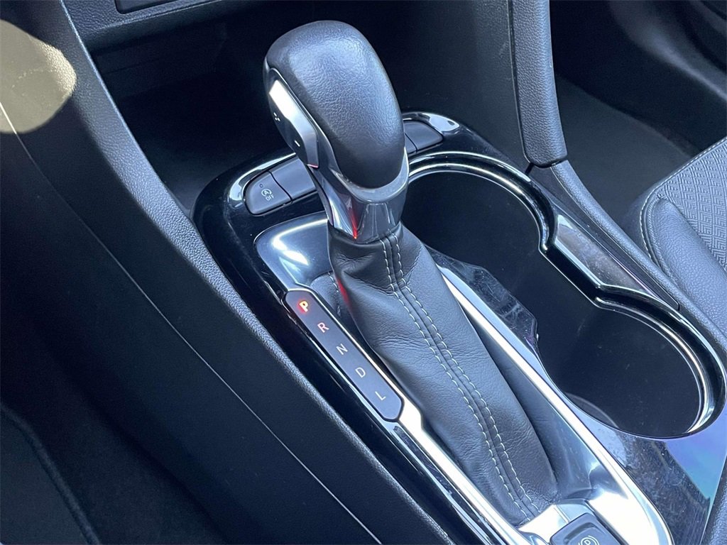 Used 2022 Buick Encore GX Select image 30