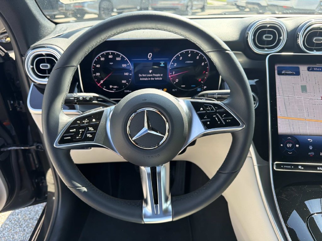 Used 2026 Mercedes-Benz GLC 300 4MATIC image 22