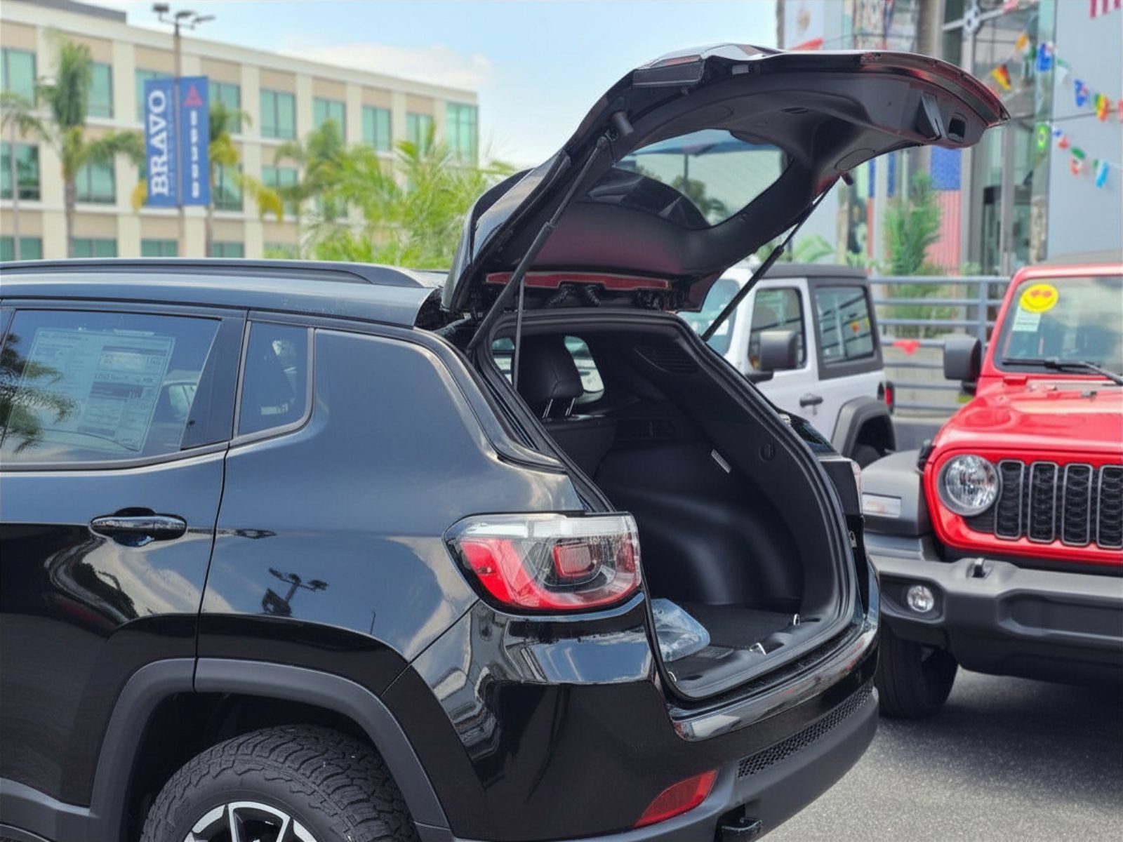 New 2026 Jeep Compass Trailhawk AWD/4WD image 8