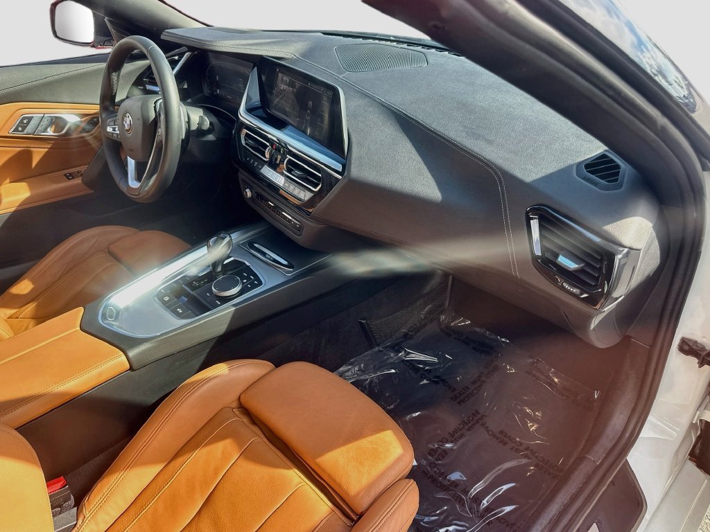 Used 2019 BMW Z4 sDrive30i w/ Executive Package RWD image 25