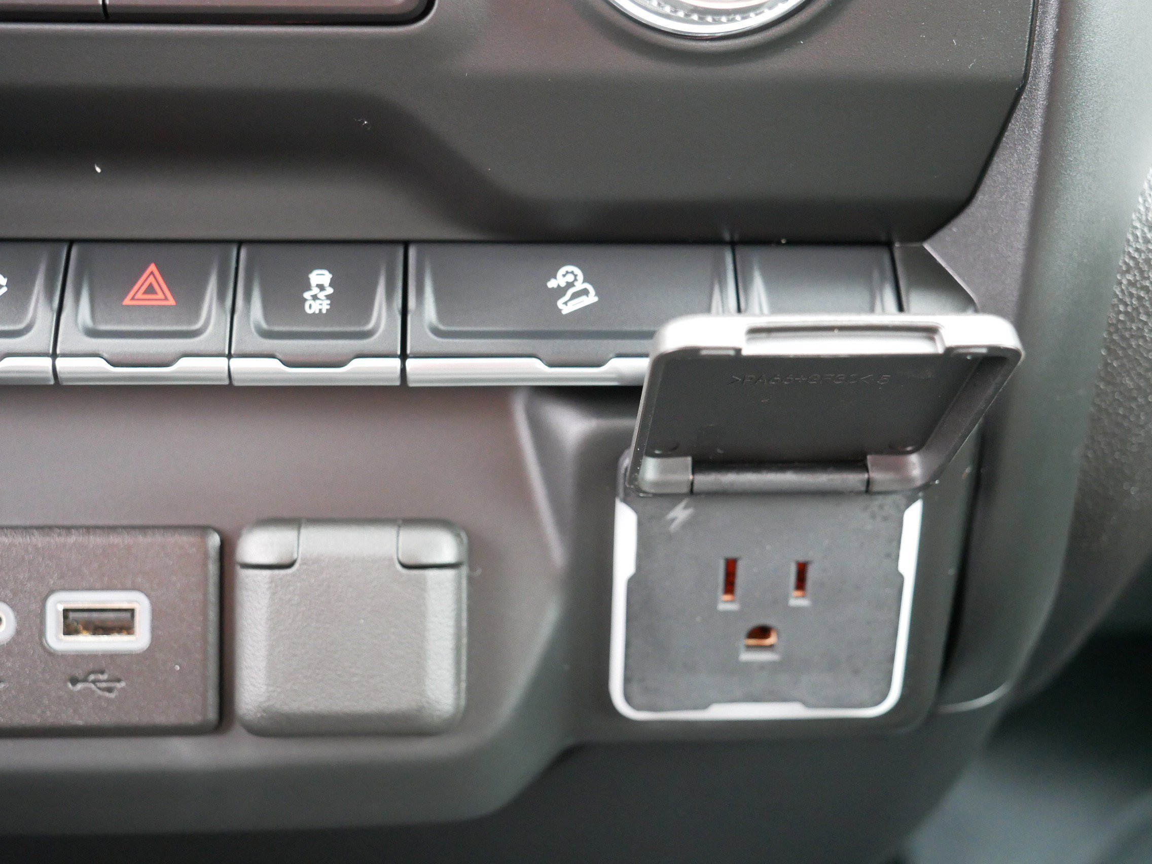 Used 2024 GMC Sierra 3500 Pro w/ 1SA Pro Safety Plus Package image 32