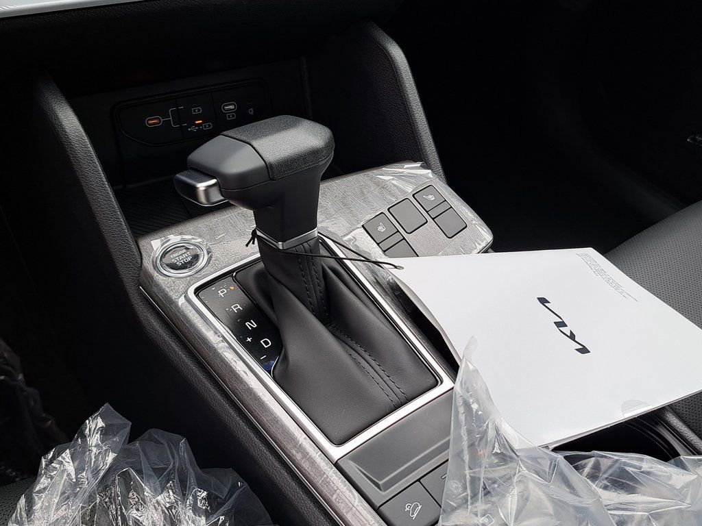 New 2026 Kia Sportage X-Line w/ X-Line Technology Package AWD/4WD image 11