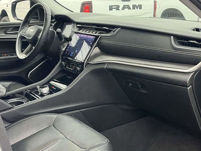 Used 2022 Jeep Grand Cherokee L Limited w/ MOPAR Finishing Package image 27