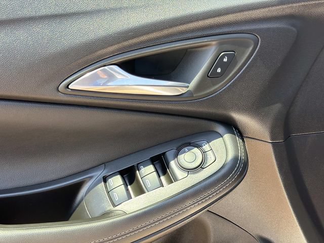 Used 2023 Buick Encore GX Preferred FWD image 25