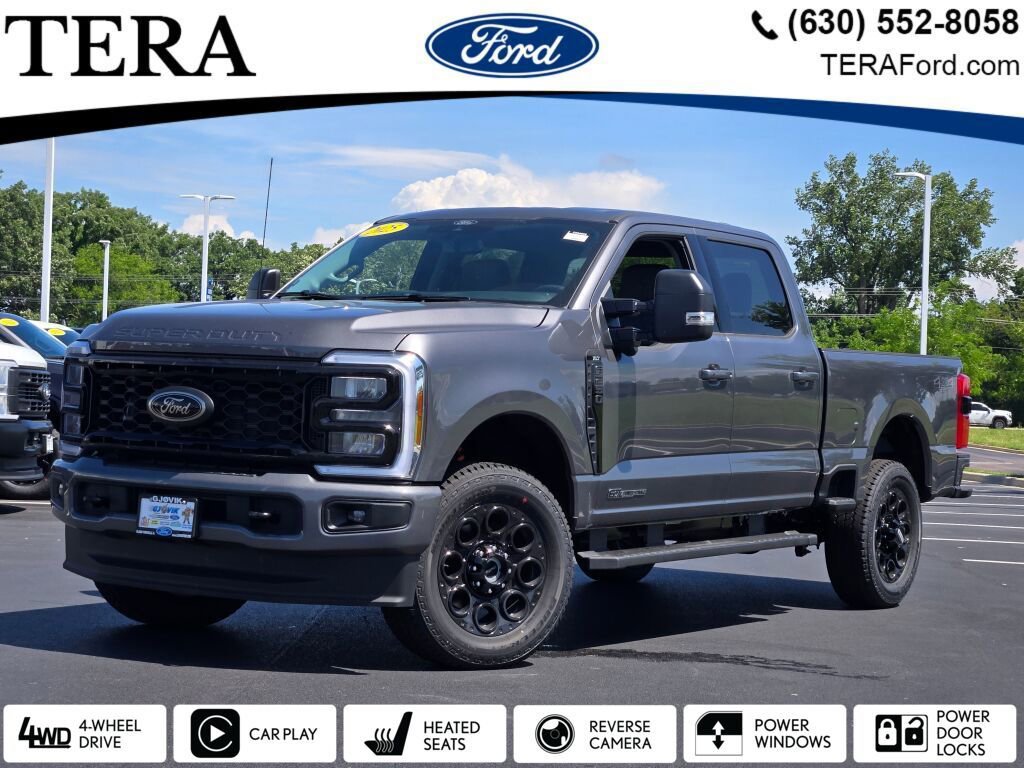 New 2025 Ford F250 XLT w/ Black Appearance Package