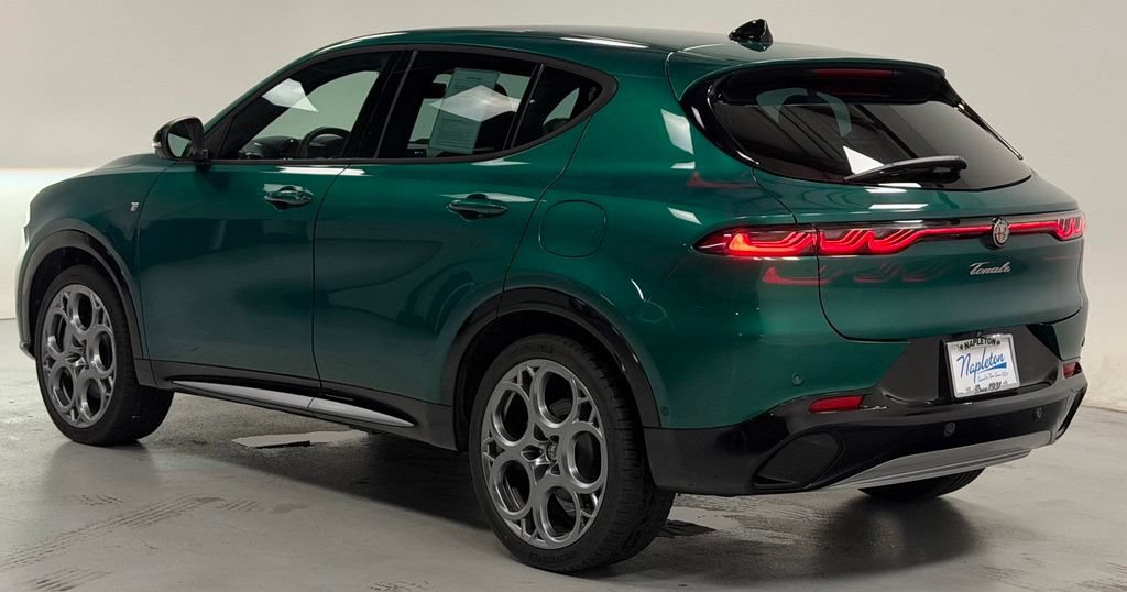 Used 2024 Alfa Romeo Tonale Ti w/ Active Assist Package AWD/4WD image 4