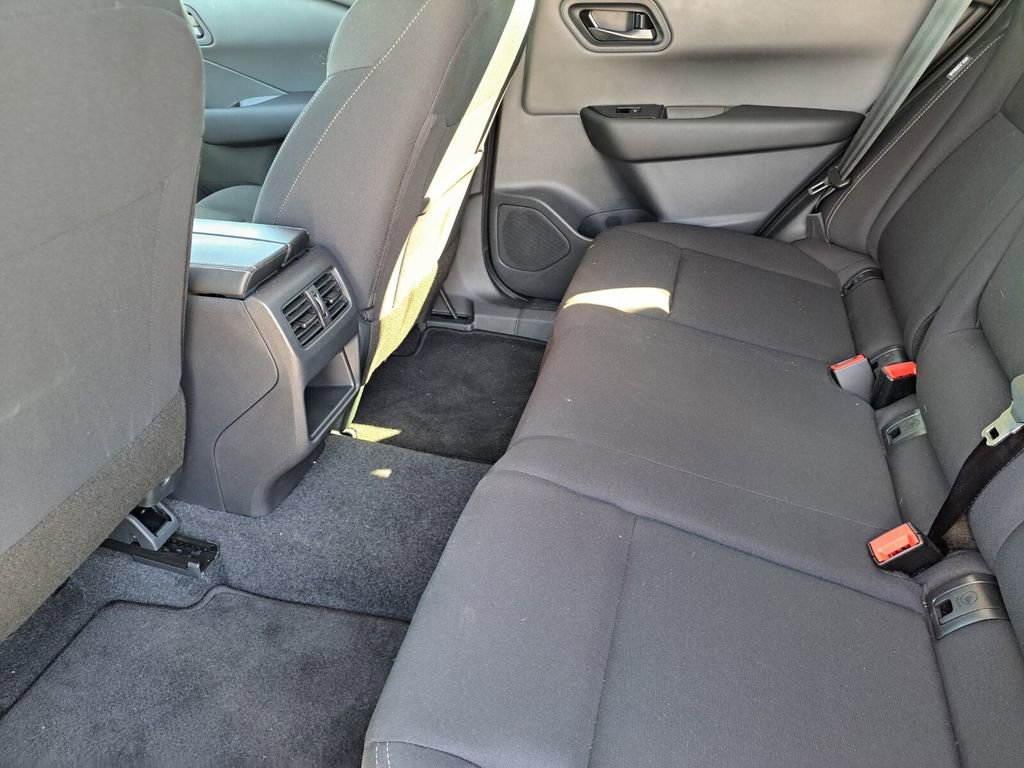 Certified 2026 Nissan Rogue S image 22