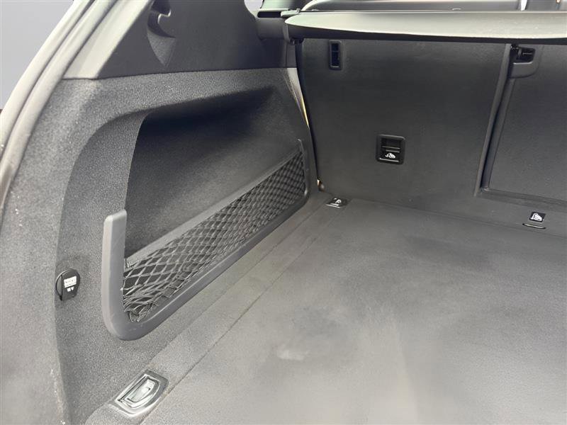 Used 2016 Porsche Cayenne image 17