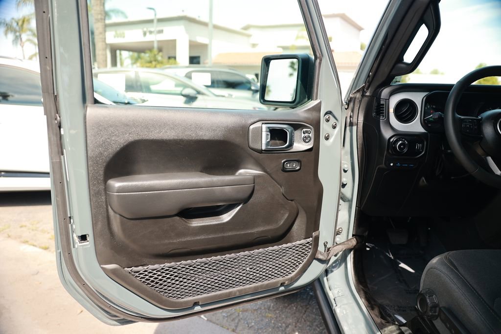 Used 2025 Jeep Wrangler Unlimited Sport S 4xe image 17