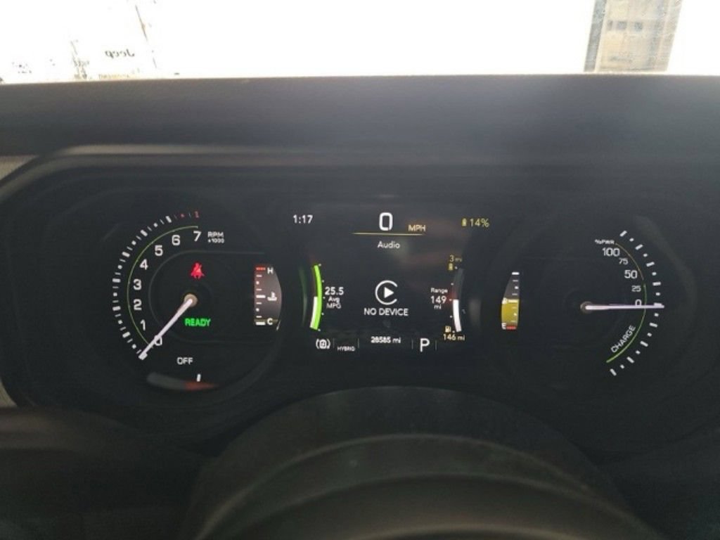 Used 2024 Jeep Wrangler Unlimited AWD/4WD image 11