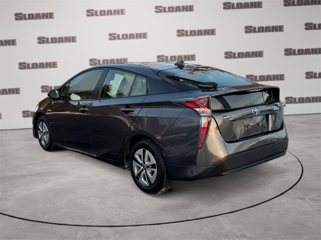 Used 2016 Toyota Prius Three image 3