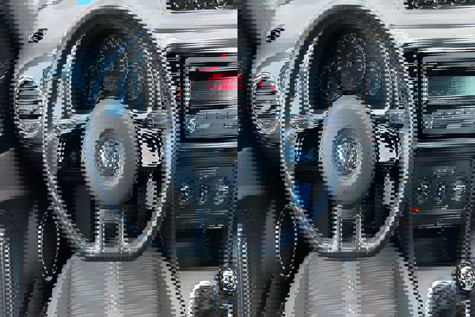 Used 2012 Volkswagen Beetle 2.0T image 16