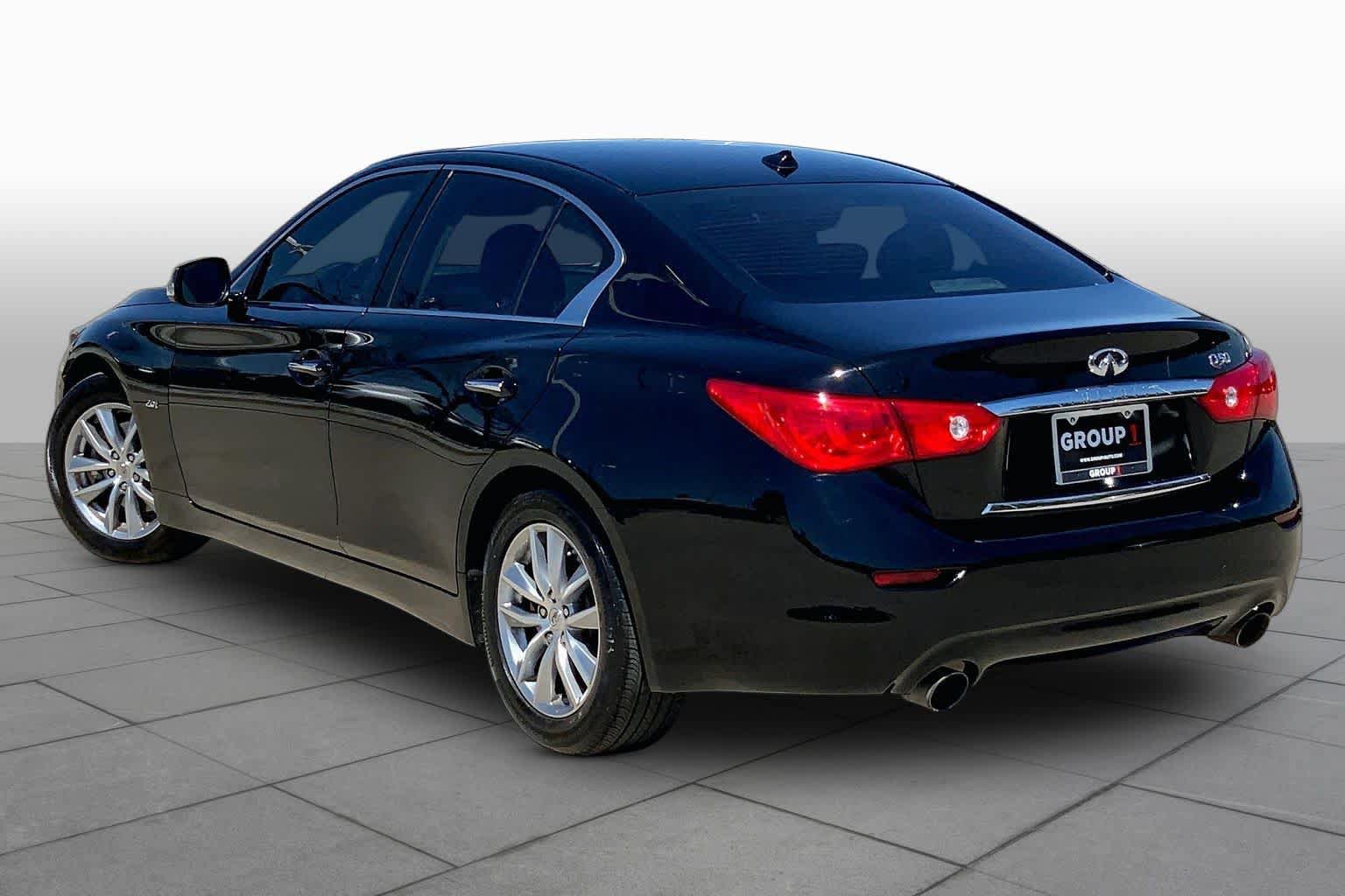 Used 2017 INFINITI Q50 2.0t RWD image 11