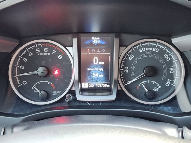 Used 2023 Toyota Tacoma SR5 w/ SR5 Appearance Package image 13