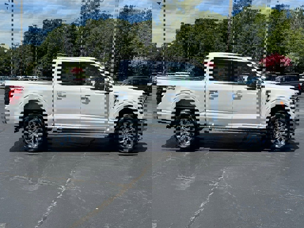 New 2025 Ford F150 Lariat w/ Equipment Group 501A Mid image 4