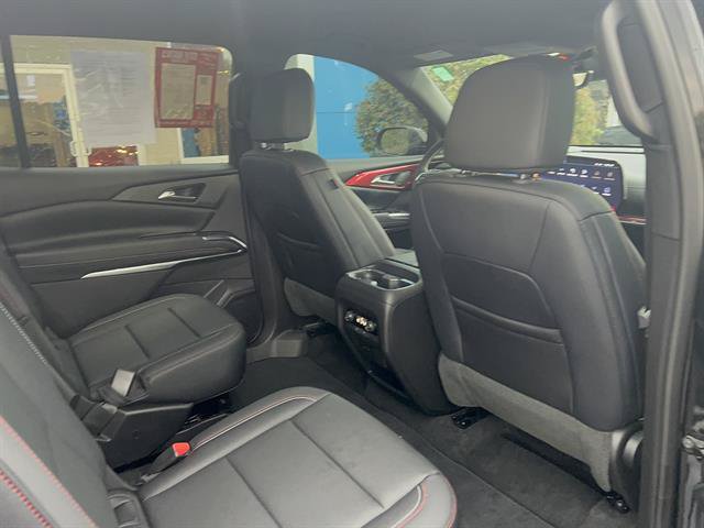Used 2026 Chevrolet Traverse Z71 AWD/4WD image 15
