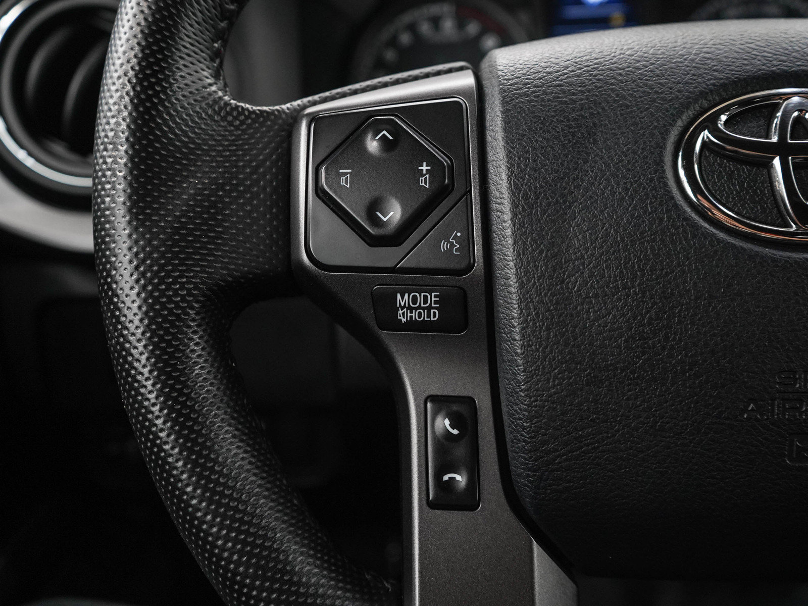 Used 2023 Toyota Tacoma TRD Off-Road AWD/4WD image 24
