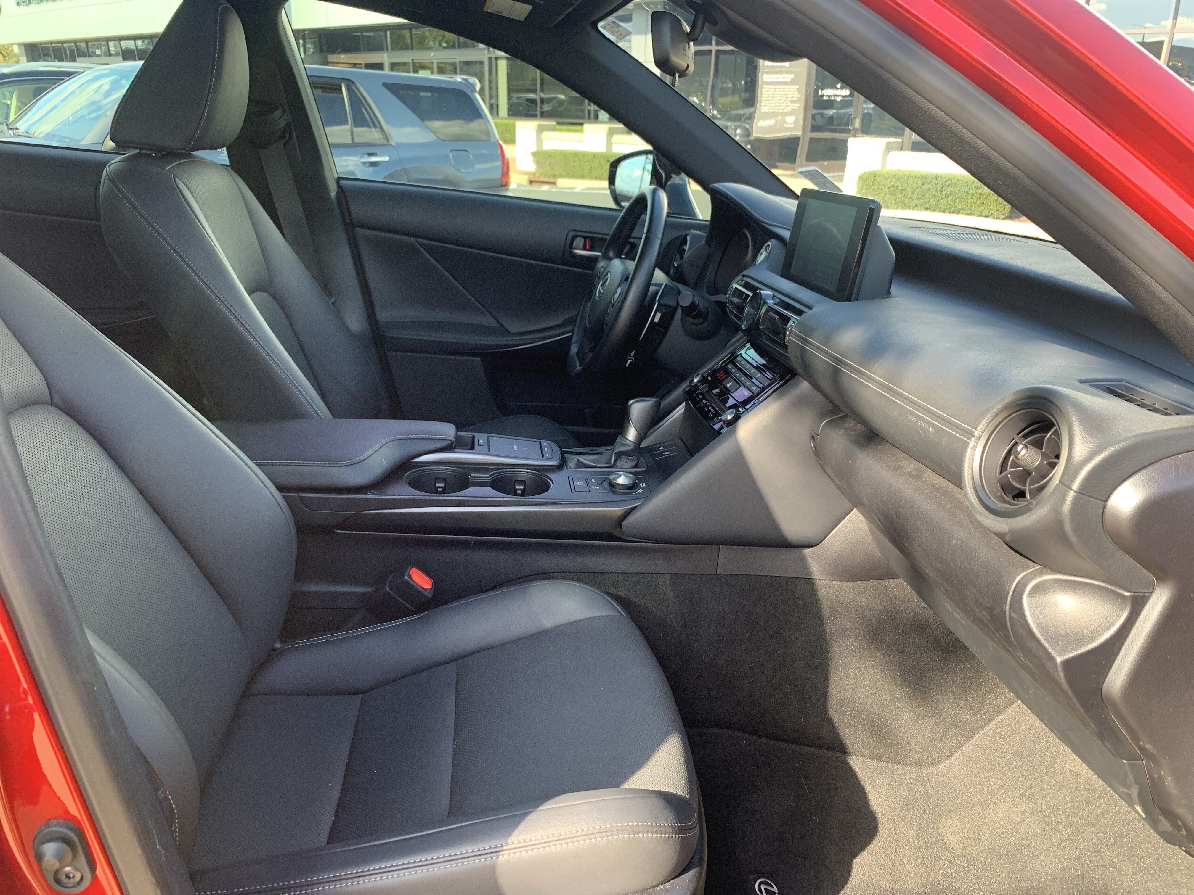 Certified 2025 Lexus IS 350 F Sport RWD image 35