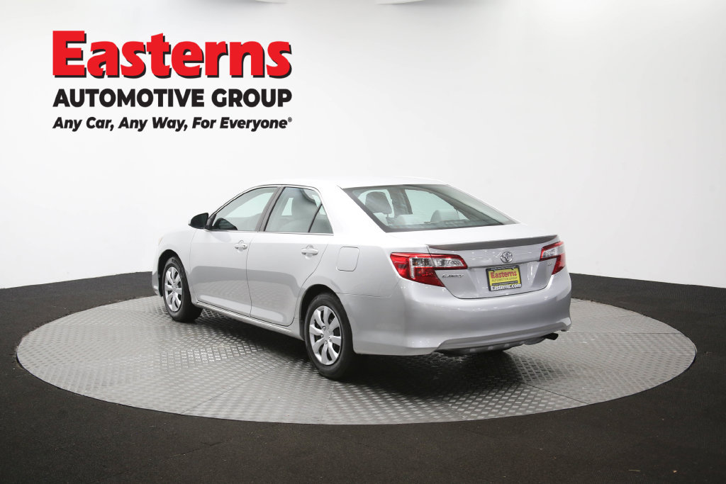Used 2014 Toyota Camry LE FWD image 65