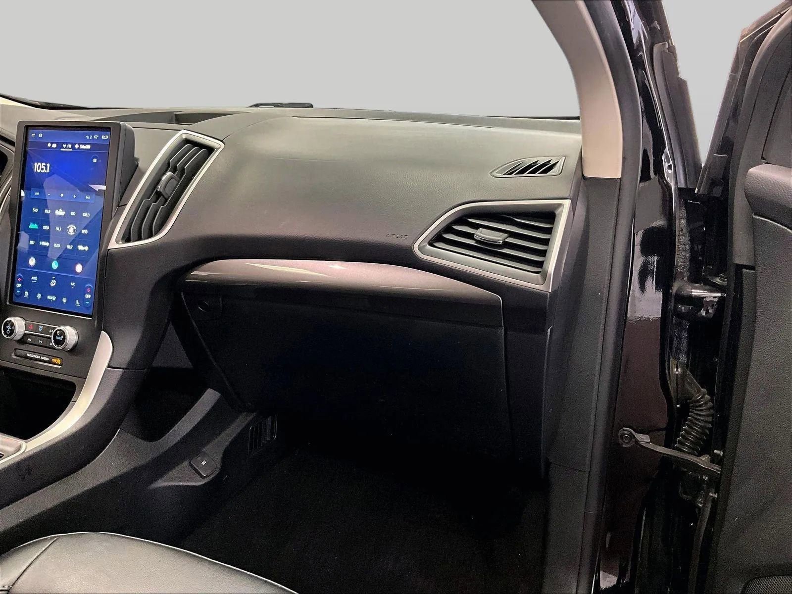 Certified 2023 Ford Edge SEL w/ Convenience Package AWD/4WD image 15
