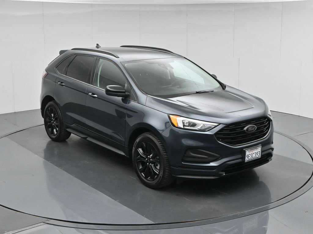 Certified 2022 Ford Edge SE w/ Black Appearance Package image 42
