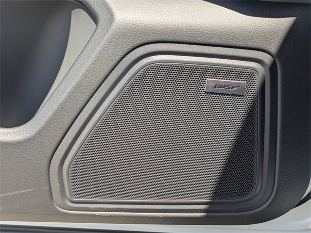 Certified 2025 Porsche Macan image 15