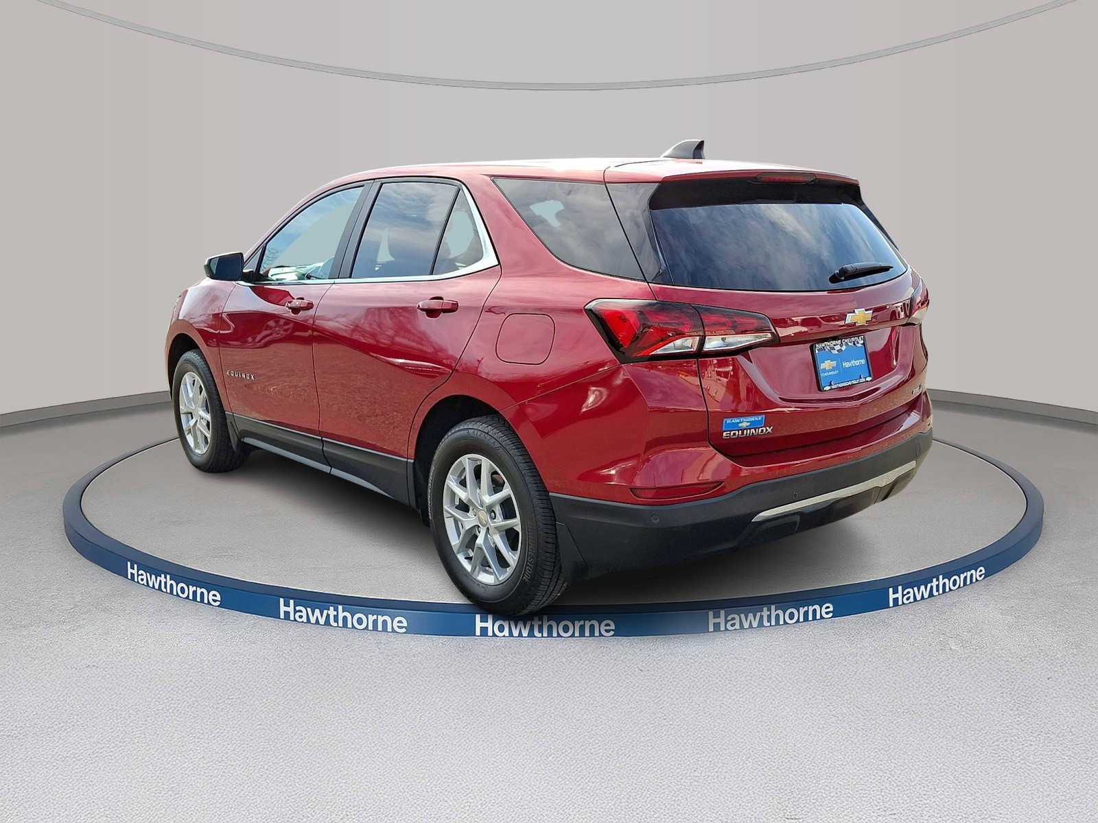 Used 2024 Chevrolet Equinox LT w/ LPO, Floor Liner Package AWD/4WD image 4