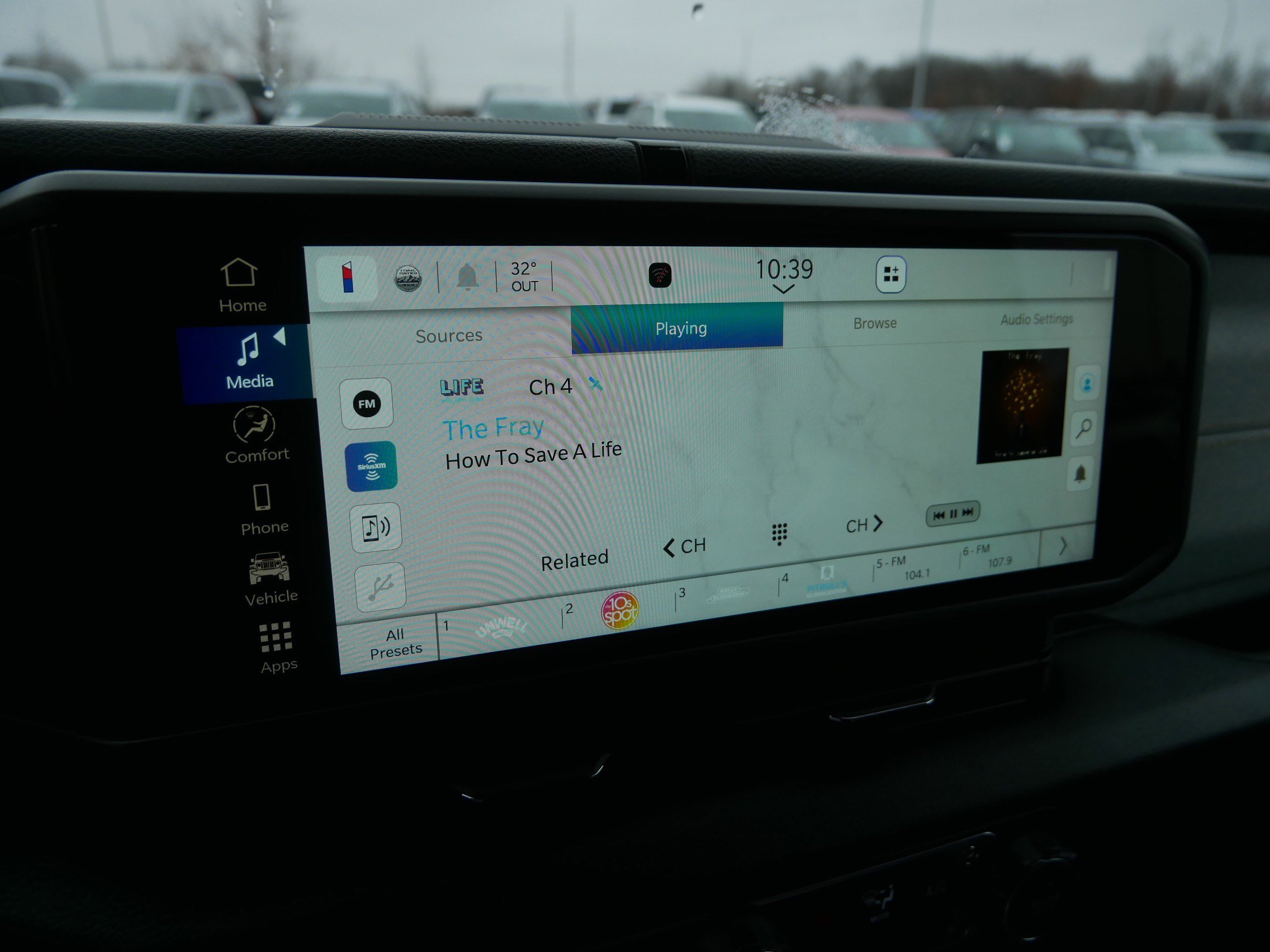 Used 2024 Jeep Wrangler Sport S image 31