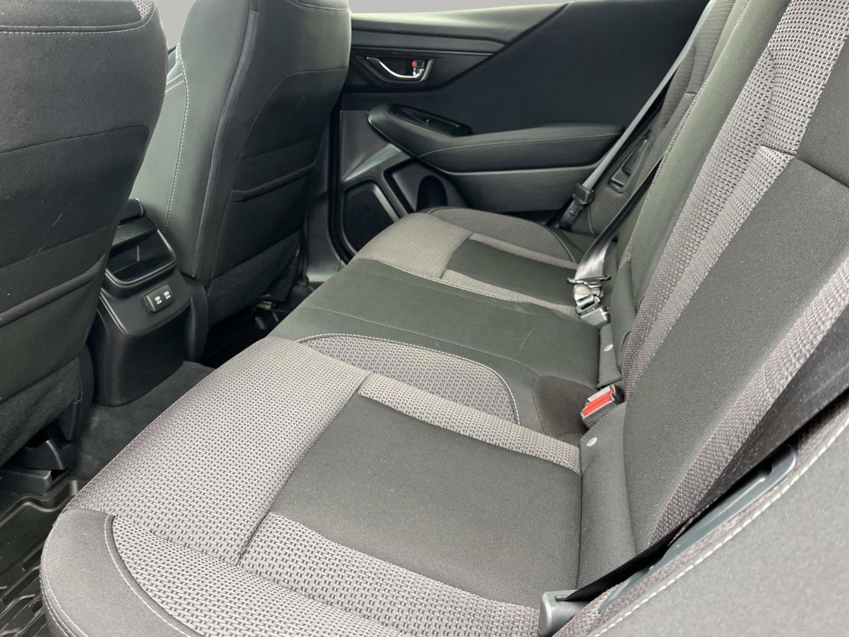 Used 2020 Subaru Outback Premium image 19