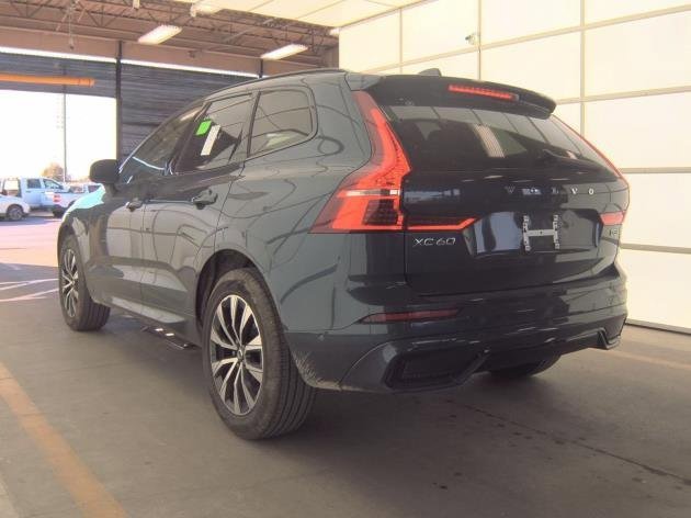 Certified 2025 Volvo XC60 B5 Plus image 4