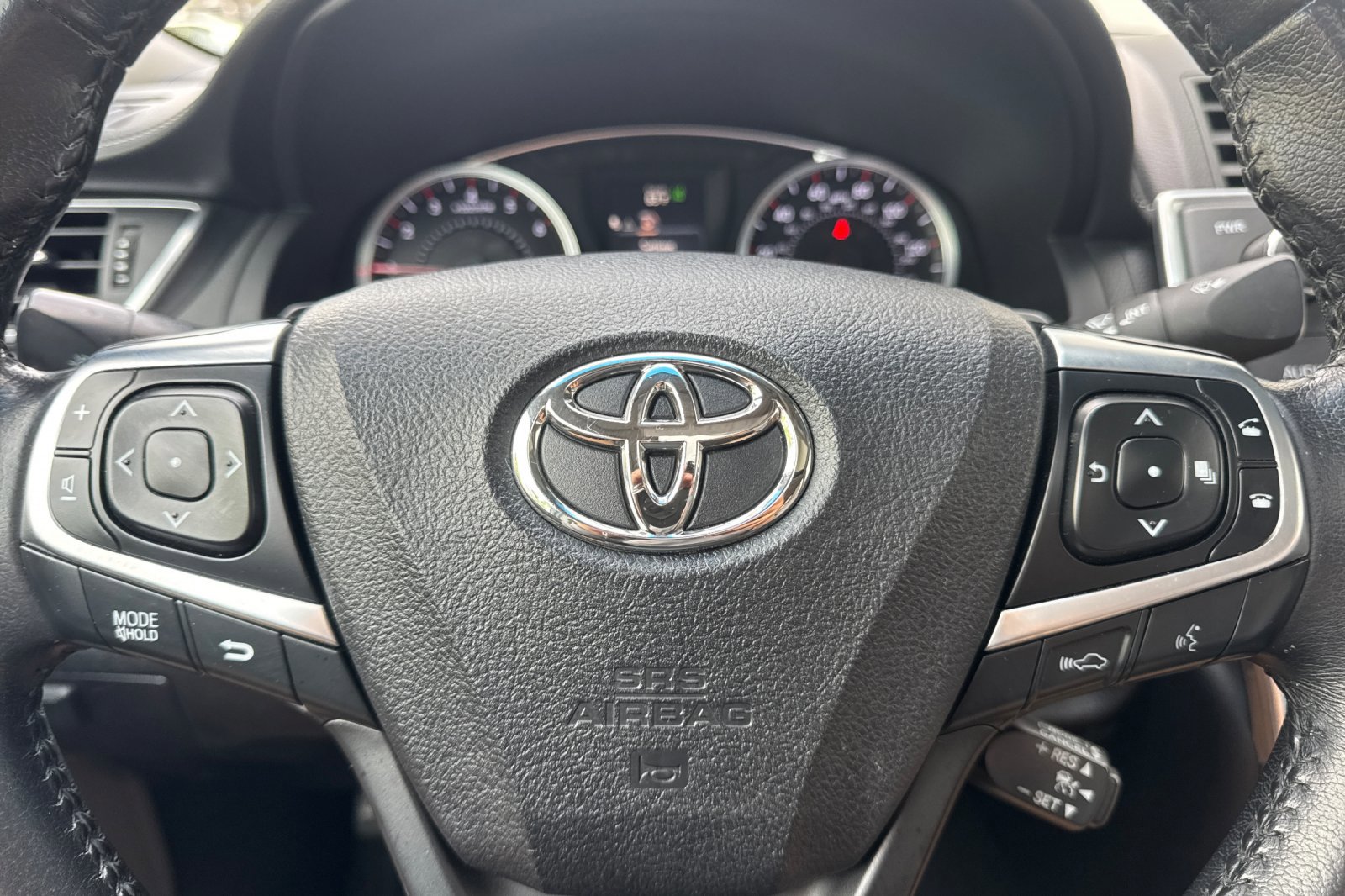 Used 2015 Toyota Camry XSE w/ Advanced Technology Package FWD image 17