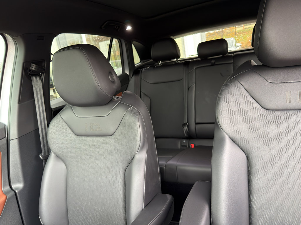 Used 2021 Volkswagen ID.4 Pro S w/ ID.4 Protection Package image 13