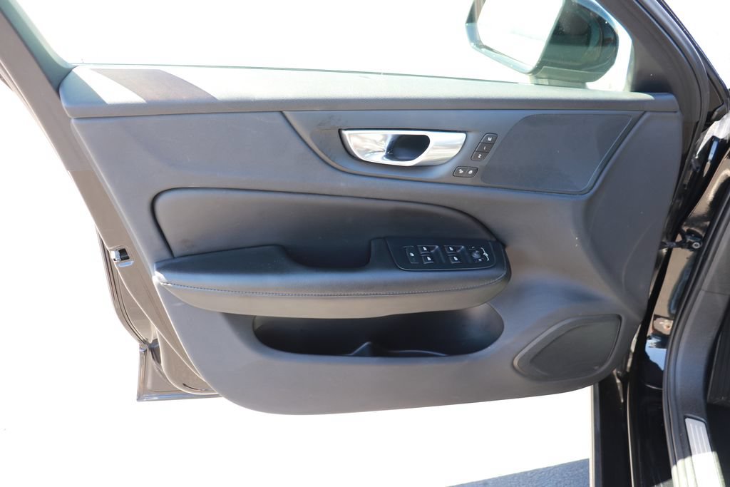Used 2024 Volvo S60 B5 Core FWD image 10