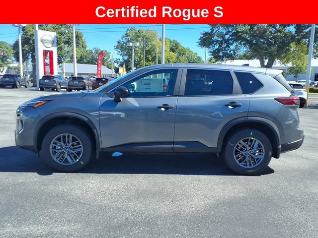 Certified 2026 Nissan Rogue S FWD image 4