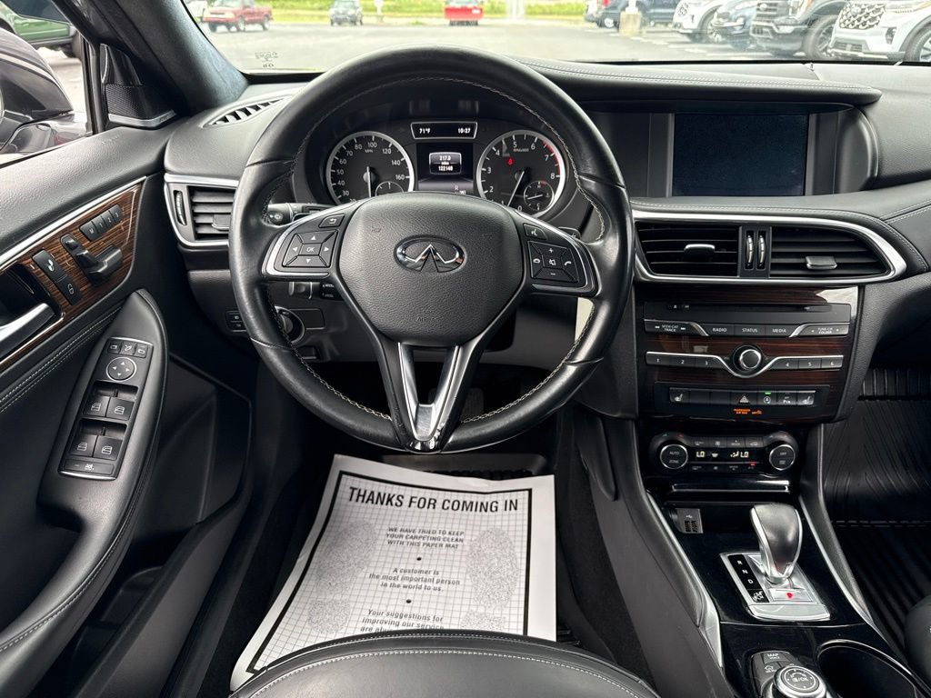 Used 2017 INFINITI QX30 Premium w/ Navigation Package AWD/4WD image 11