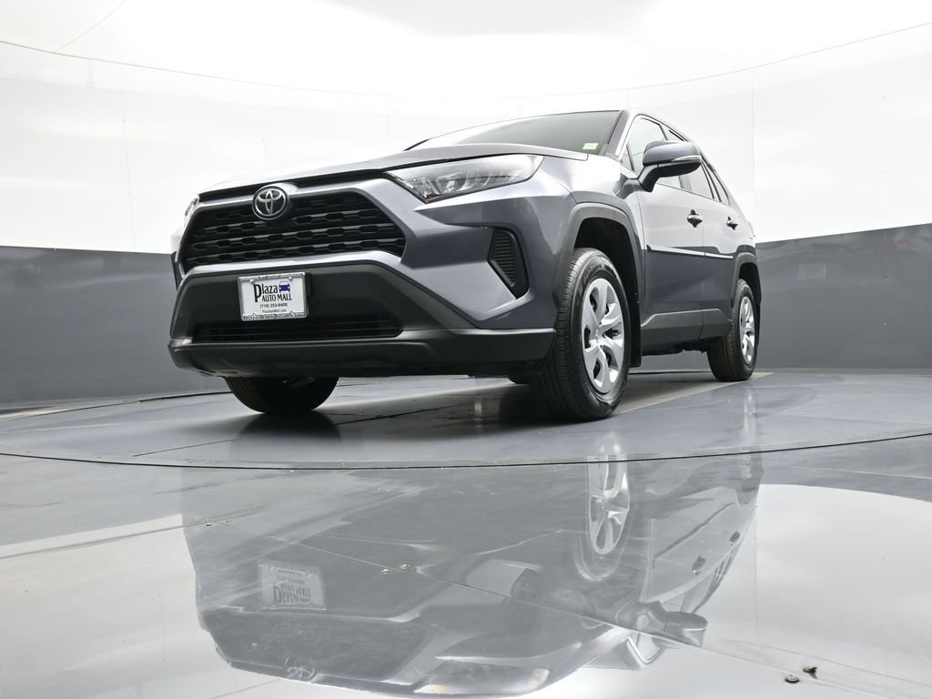 Certified 2022 Toyota RAV4 LE image 25