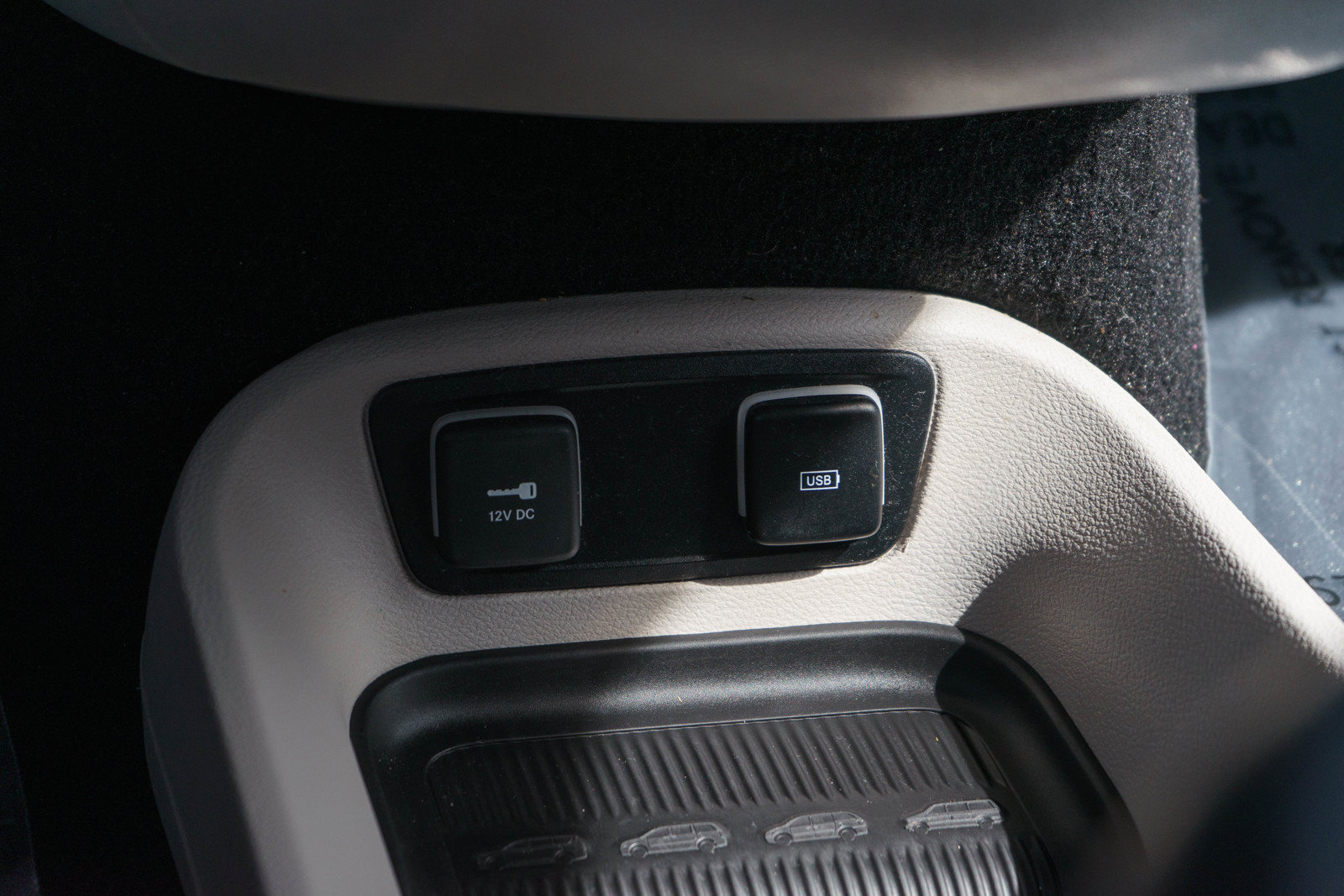 Used 2019 Chrysler Pacifica Touring-L FWD image 19