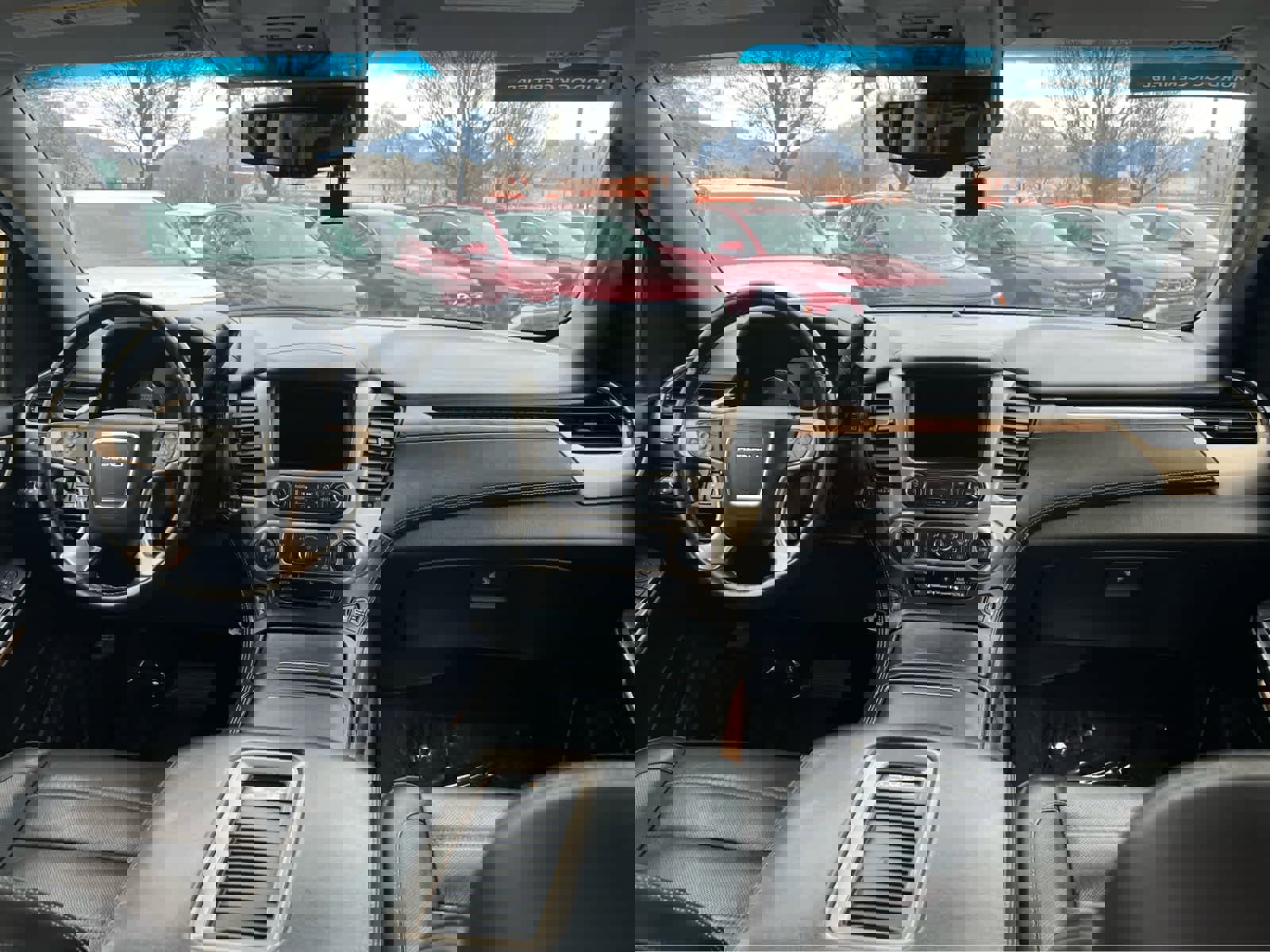 Used 2019 GMC Yukon Denali w/ Denali Ultimate Package image 27