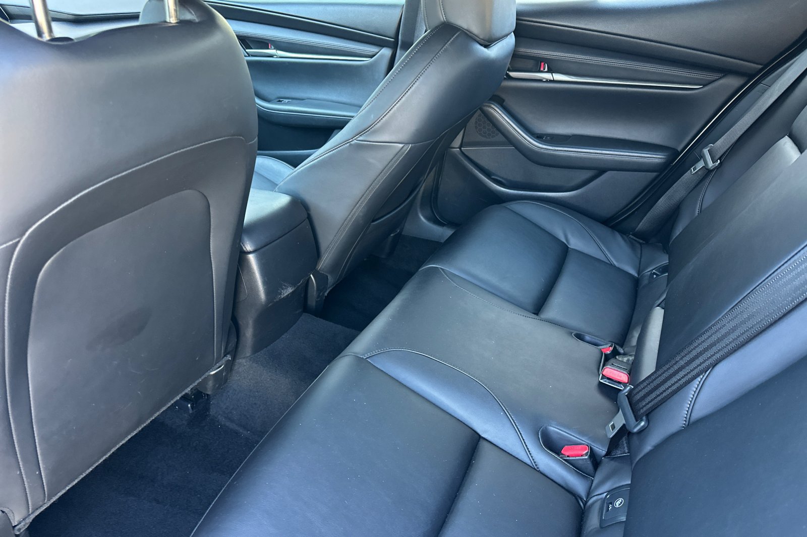 Certified 2025 MAZDA MAZDA3 s Sport FWD image 12