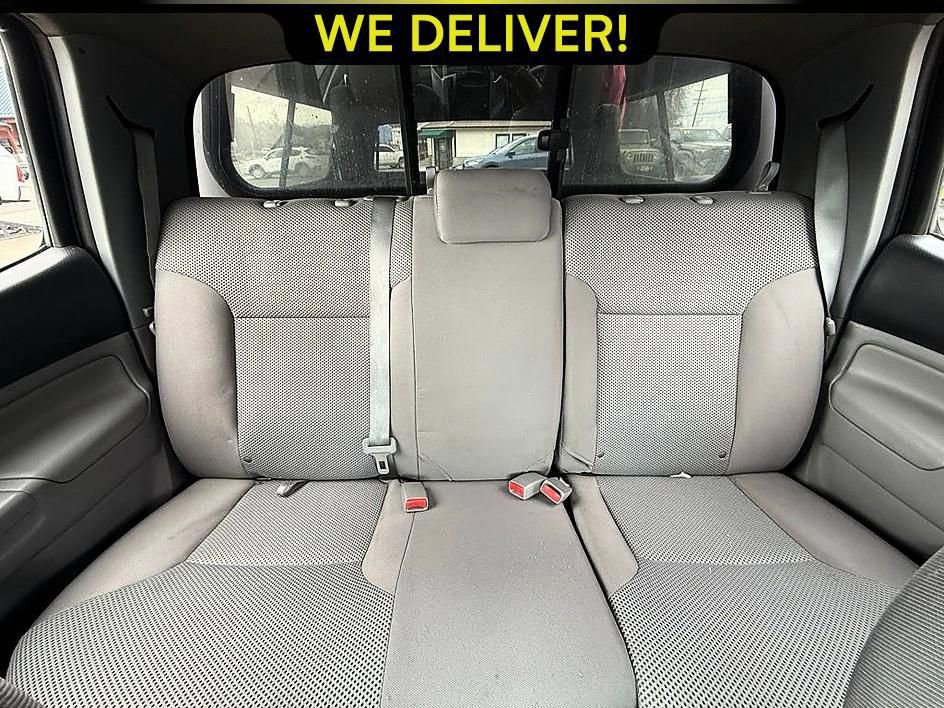 Used 2015 Toyota Tacoma PreRunner w/ TRD Off-Road Package RWD image 14