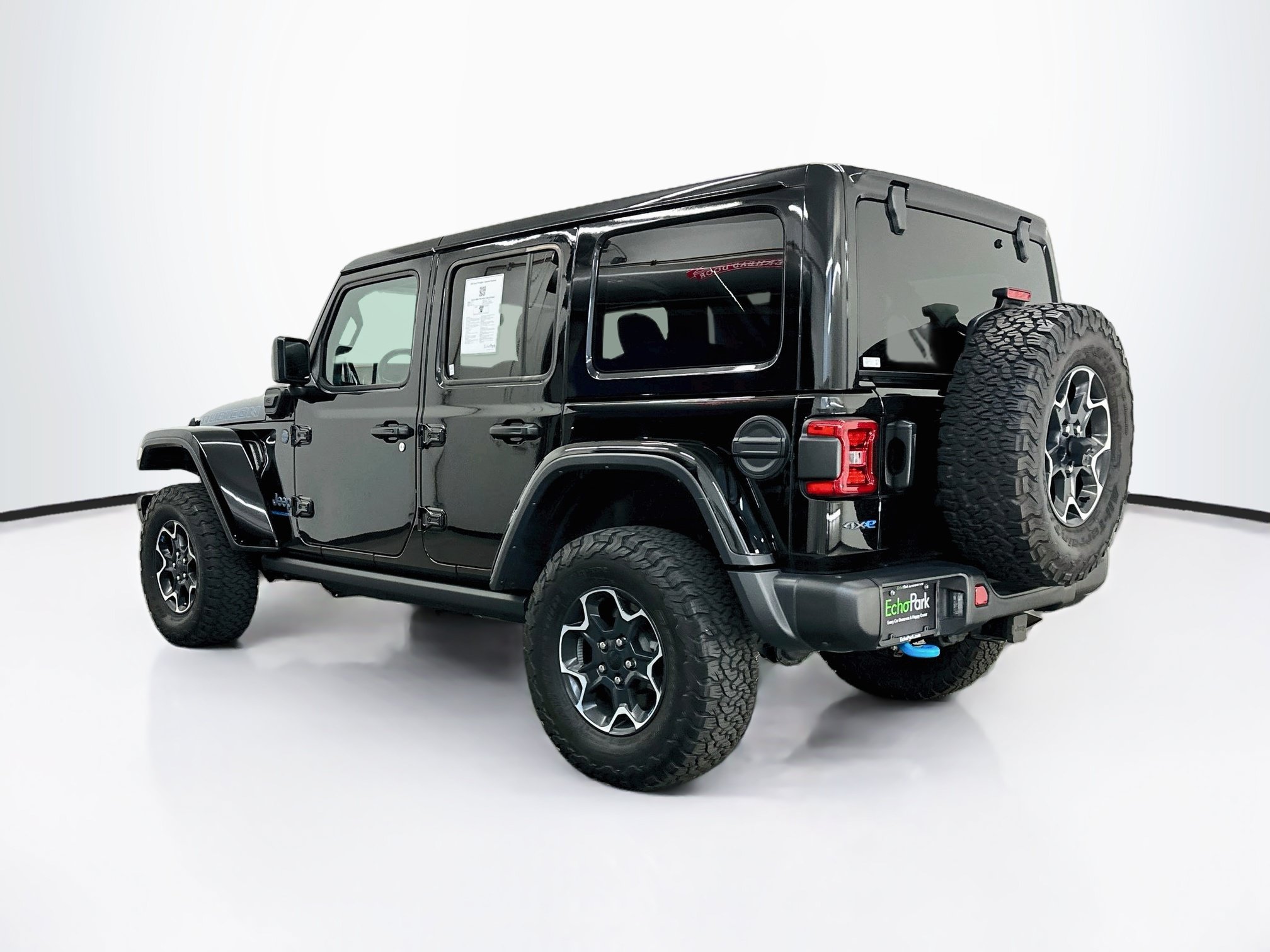 Used 2023 Jeep Wrangler Unlimited Rubicon 4xe w/ Steel Bumper Group AWD/4WD image 5