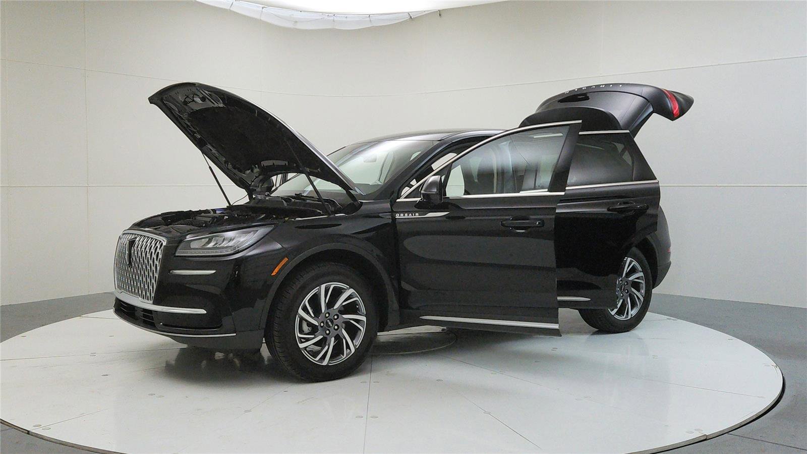 Used 2023 Lincoln Corsair AWD w/ Equipment Group 101A image 11