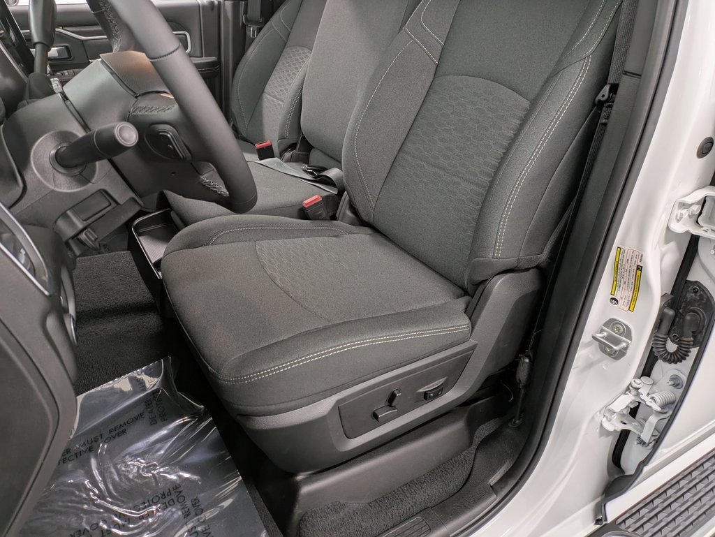 Used 2025 RAM 2500 Big Horn image 9