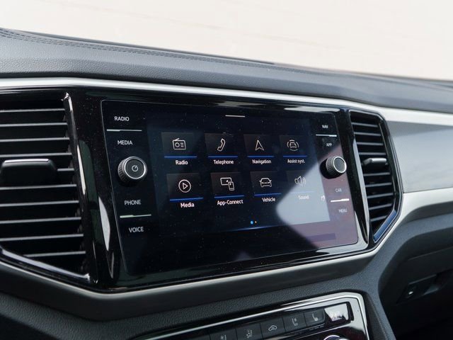 Used 2023 Volkswagen Atlas SEL Premium image 26