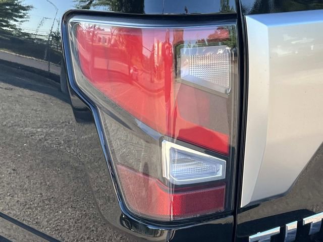 Used 2021 Nissan Titan Platinum Reserve w/ Moonroof Package AWD/4WD image 10